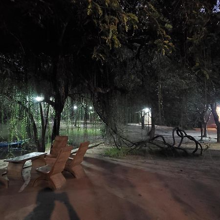 Clay Hut Village Polonnaruwa Εξωτερικό φωτογραφία
