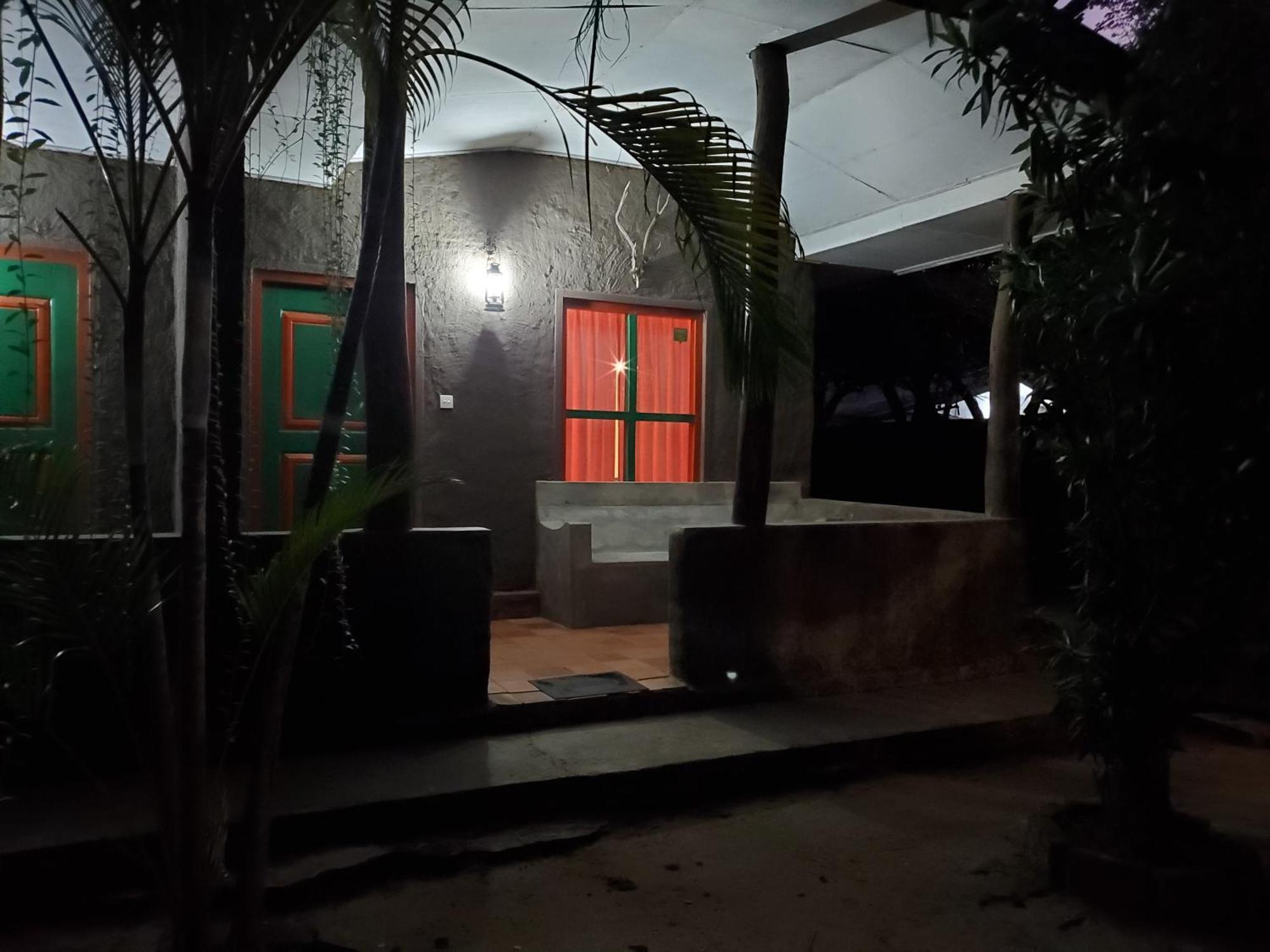 Clay Hut Village Polonnaruwa Εξωτερικό φωτογραφία